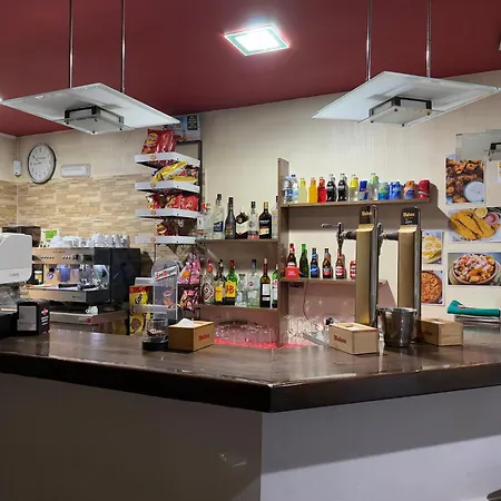 Municipal San Roque بيت شباب *