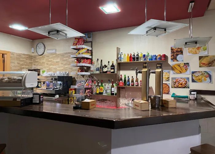 Municipal San Roque 호스텔 *